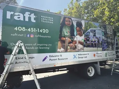 Vehicle Graphics Photo
